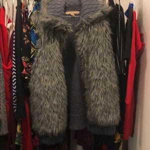 Fur vest